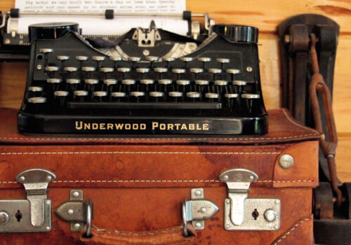 hemingway 1920x1920 1 Viart