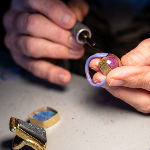 AD DANIELA VETTORI Foto Peter Elovich 7 rid Viart