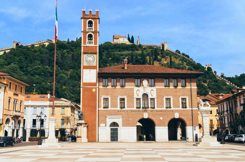 piazza degli scacchi a Marostica